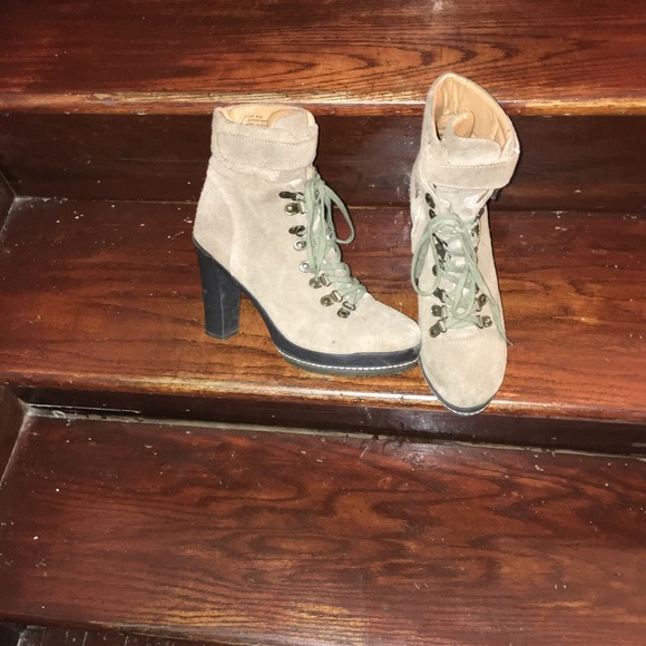 Kensi heel ankle boot - Picture 2 of 3